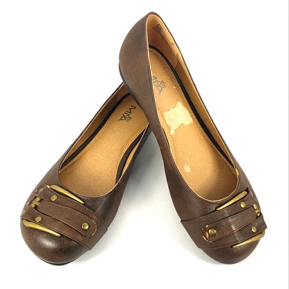 Mia Girl Caleb, Brown Vegan Leather, Slip On, Buckled Flats. Women's Size 8.5M - Picture 10 of 12